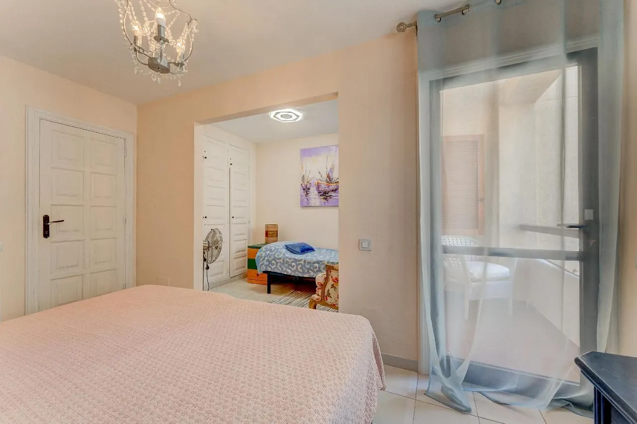 Villa Alicia Compostella Beach Resort, front line holiday home Playa de las Américas 0*,
